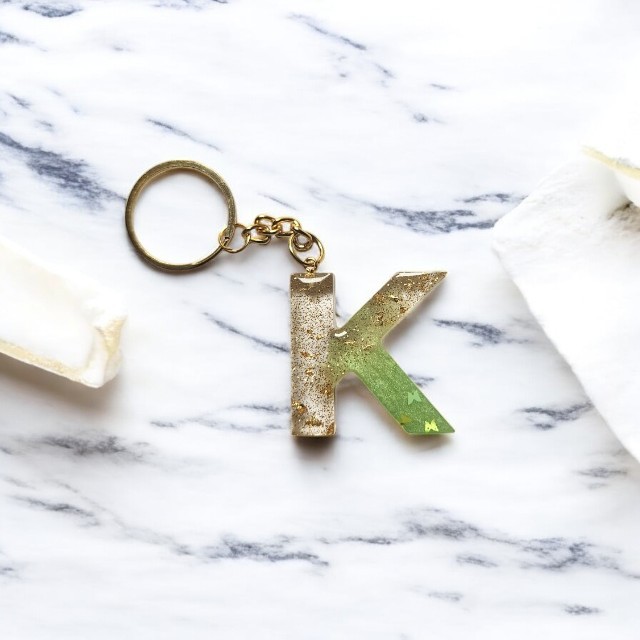 Elegant Pistachio Classic Resin Keychain with Gold tone - Alphabet K