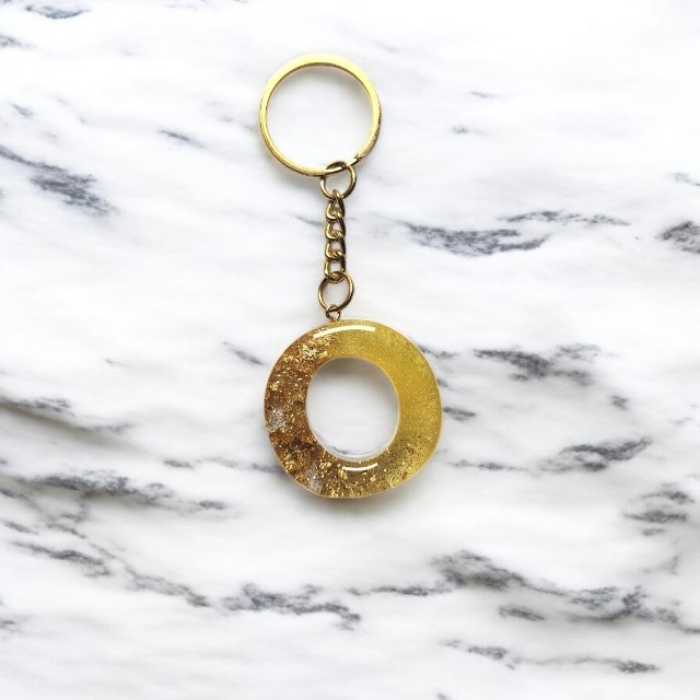 Shimmery Yellow Classic Resin Keychain with Gold Glitter - Alphabet C